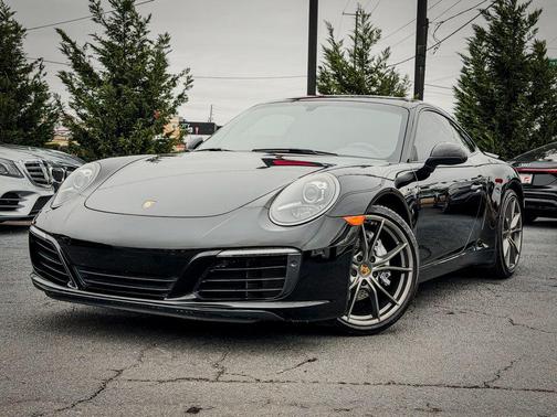 2019 Porsche 911 Carrera
