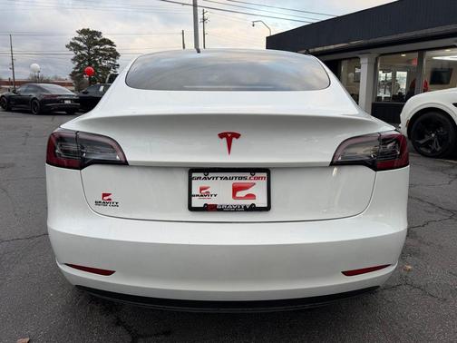 2023 Tesla Model 3 Standard Range
