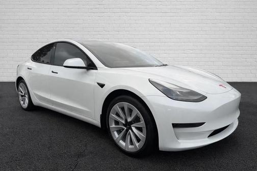 2023 Tesla Model 3 Standard Range