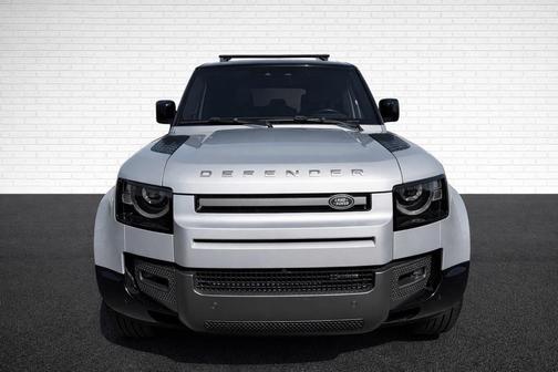 2022 Land Rover Defender 110 X-Dynamic HSE