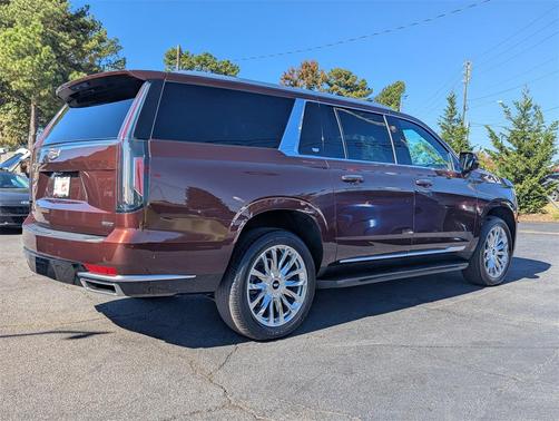 2022 Cadillac Escalade ESV Premium Luxury