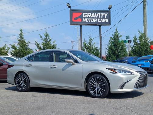 2022 Lexus ES 350 Base