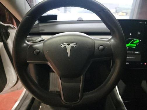 2019 Tesla Model 3 Mid Range