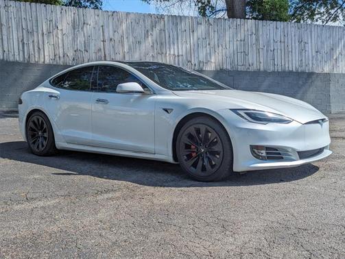 2020 Tesla Model S Performance