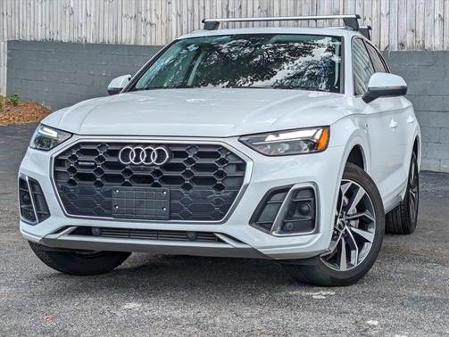 2022 Audi Q5 45 S line Premium Plus