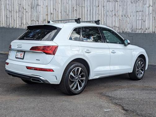 2022 Audi Q5 45 S line Premium Plus