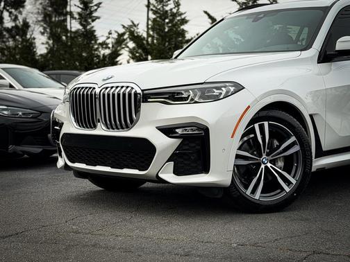 2022 BMW X7 xDrive40i