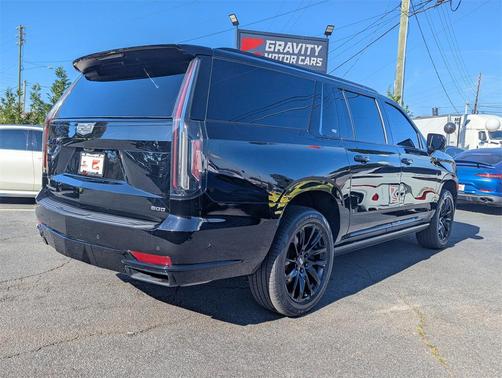 2021 Cadillac Escalade ESV Sport Platinum