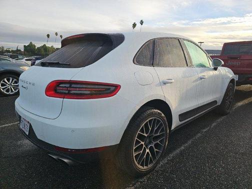 2018 Porsche Macan S