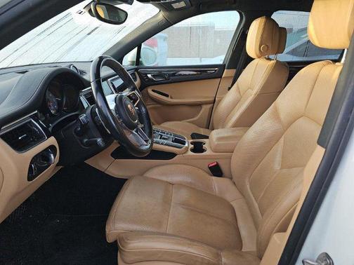 2018 Porsche Macan S