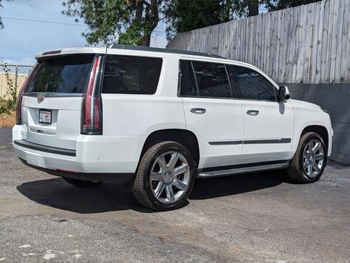 2019 Cadillac Escalade Luxury