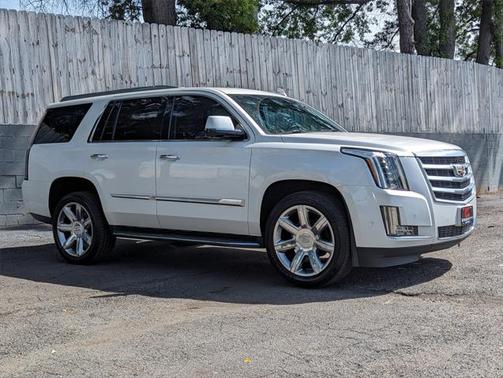 2019 Cadillac Escalade Luxury