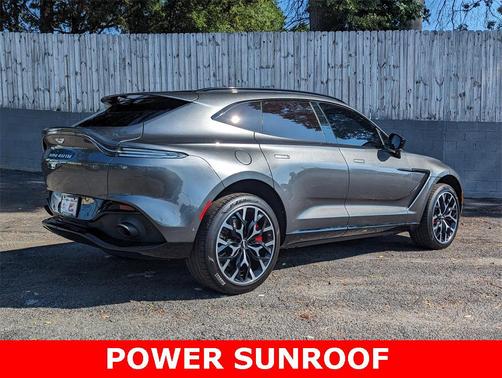 2021 Aston Martin DBX Base