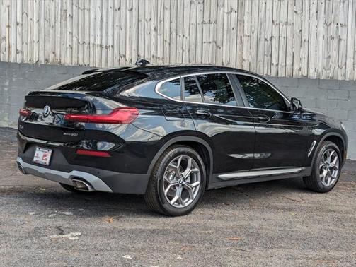 2024 BMW X4 xDrive30i