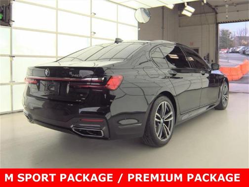 2022 BMW 740 i xDrive