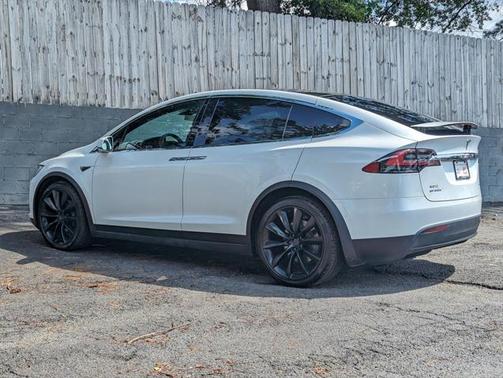 2019 Tesla Model X Long Range
