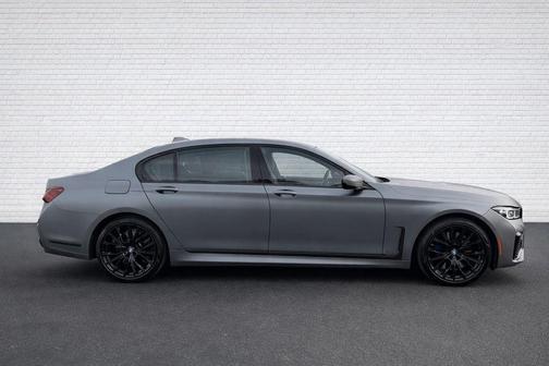 2022 BMW 750 i xDrive