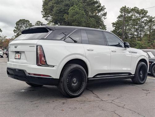 2025 Cadillac Escalade IQ Sport 2