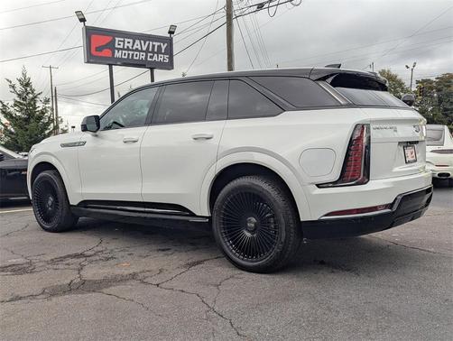 2025 Cadillac Escalade IQ Sport 2