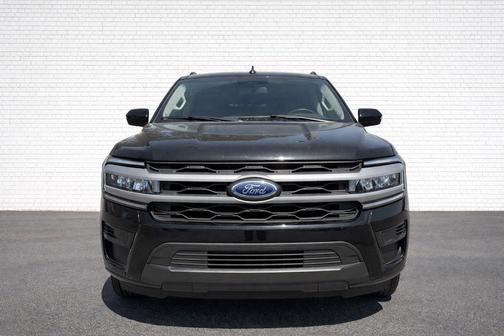 Black Metallic 2024 Ford Expedition Max XLT