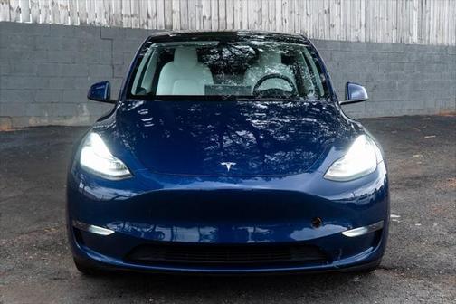 2023 Tesla Model Y Long Range Dual Motor All-Wheel Drive