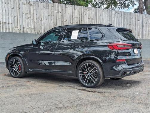2023 BMW X5 M50i