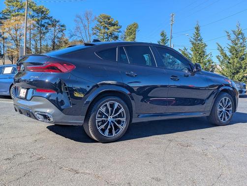 2022 BMW X6 xDrive40i
