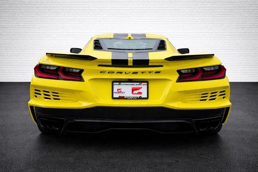 2024 Chevrolet Corvette E-Ray RWD Coupe 3LZ