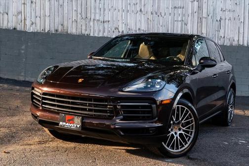 2023 Porsche Cayenne Platinum Edition