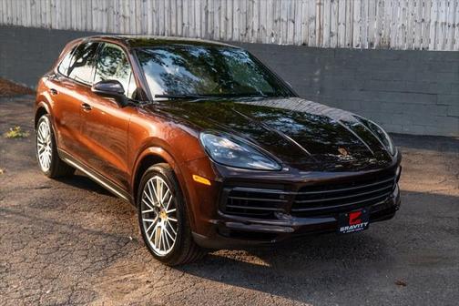 2023 Porsche Cayenne Platinum Edition
