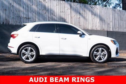 2022 Audi Q3 45 S line Premium