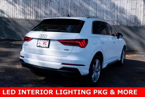 2022 Audi Q3 45 S line Premium