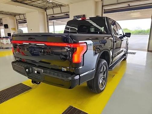 2023 Ford F-150 Lightning Pro