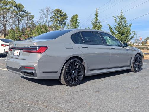 2020 BMW 740 740i