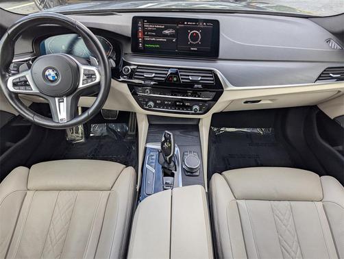 2022 BMW 530 i xDrive