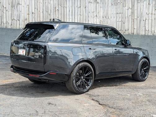 2023 Land Rover Range Rover P400 SE