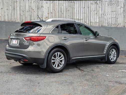 2009 INFINITI FX35 Base