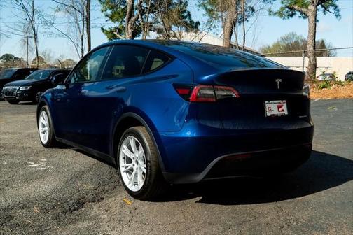 2023 Tesla Model Y Long Range Dual Motor All-Wheel Drive