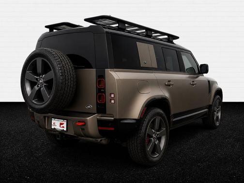Gondwana Stone Metallic 2022 Land Rover Defender 110 X