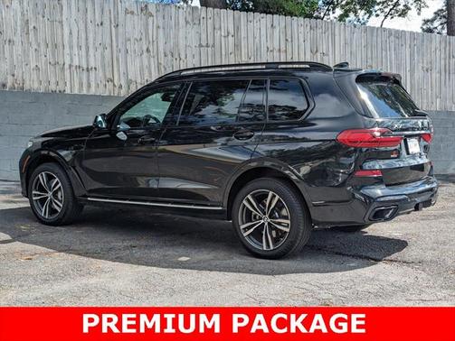 2022 BMW X7 xDrive40i