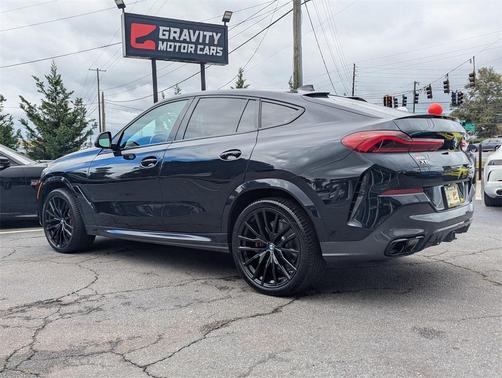 2022 BMW X6 M50i