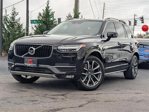 2019 Volvo XC90 T6 Momentum