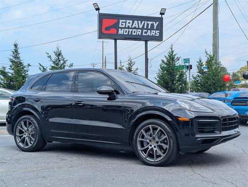 2022 Porsche Cayenne Platinum Edition