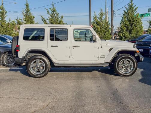 2021 Jeep Wrangler Unlimited Sahara