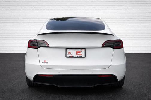 2022 Tesla Model Y Performance Dual Motor All-Wheel Drive