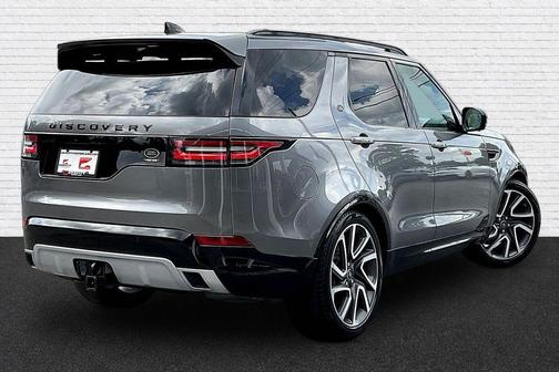 Silicon Silver Premium Metallic 2020 Land Rover Discovery HSE LUXURY