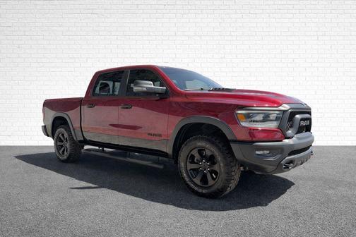 Delmonico Red Pearlcoat 2023 RAM 1500 Rebel