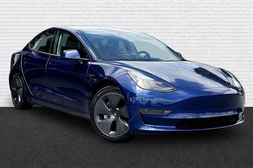 Deep Blue Metallic 2022 Tesla Model 3 Standard Range