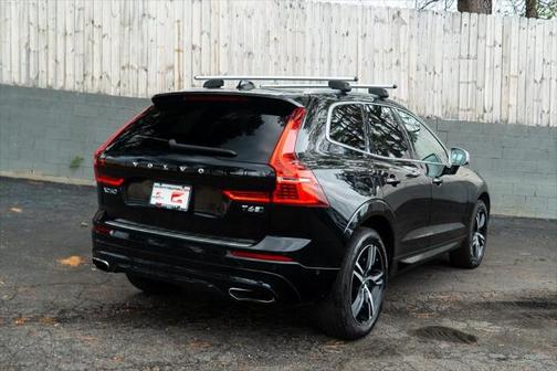 2018 Volvo XC60 T6 R-Design