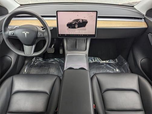 2022 Tesla Model Y Long Range Dual Motor All-Wheel Drive